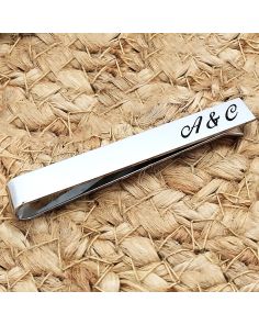 Pince a cravate gravée