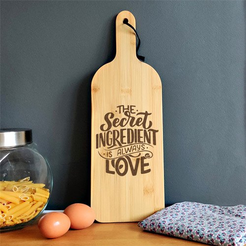 planche a decouper bambou personnalisée cuisine 